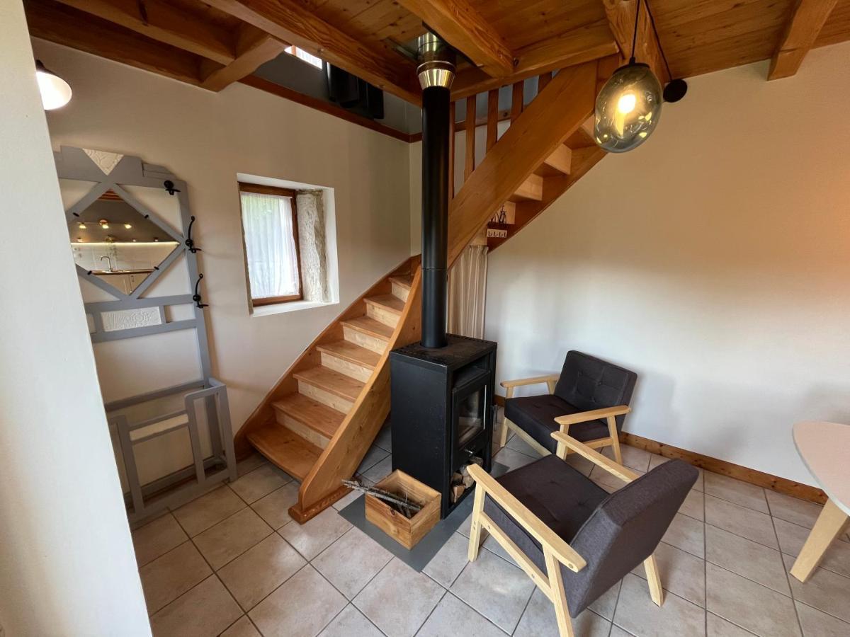 La Maison Des Commis Morestel Luaran gambar